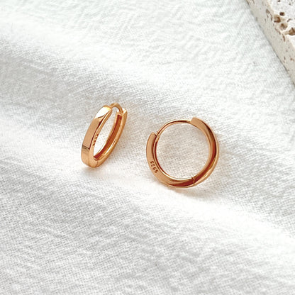 18K Gold Dainty Tiny Earrings Hoop,Minimalist Basic Huggie Hoops,Everyday Small Simple Thin Earrings,Birthday Anniversary Gifts For Her