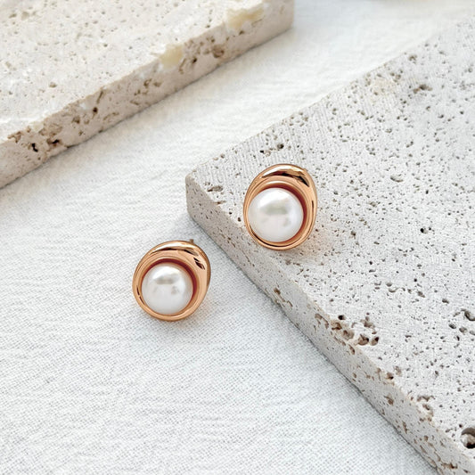 18K Vintage Gold Freshwater Pearl Stud Earrings,Minimalist Dainty Modern Earrings Studs,Elegant Wedding Bridal Jewelry,Birthday Gift For Her