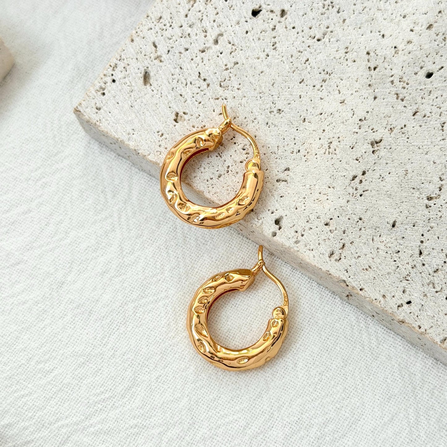 gold hoop earrings hammered design huggie earrings for everyday wear