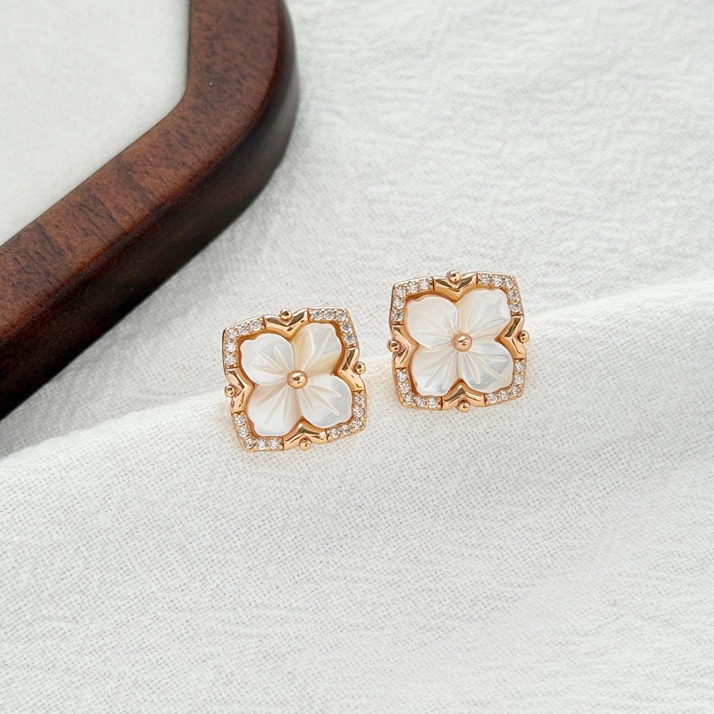 mother of pearl clover stud earrings gold floral design with cubic zirconia elegant everyday jewelry