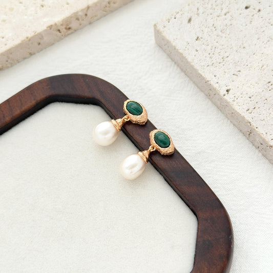 Malachite Pearl Green Earrings, Vintage Gold Pearl Drops, Statement Pearl Dangle Earrings, Elegant Green Stone Jewelry, Gift for Her